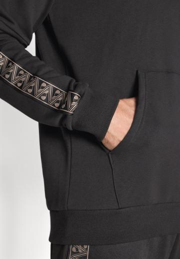 Спортивная кофта