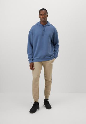 Спортивная кофта