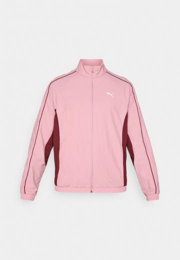 Спортивная куртка