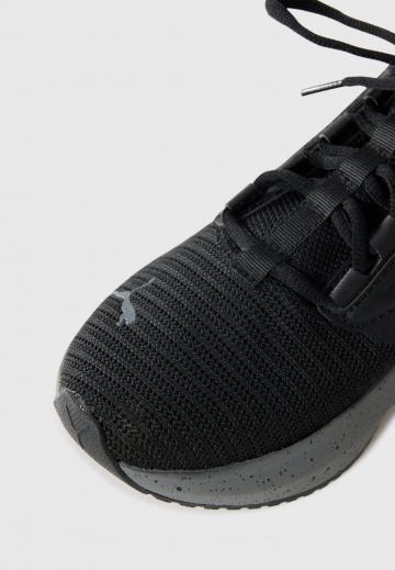 Тренировочные кроссовки