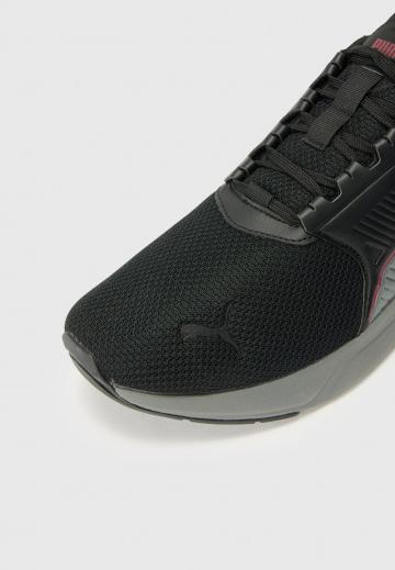 Тренировочные кроссовки