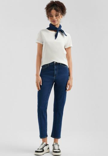 Короткие джинсы