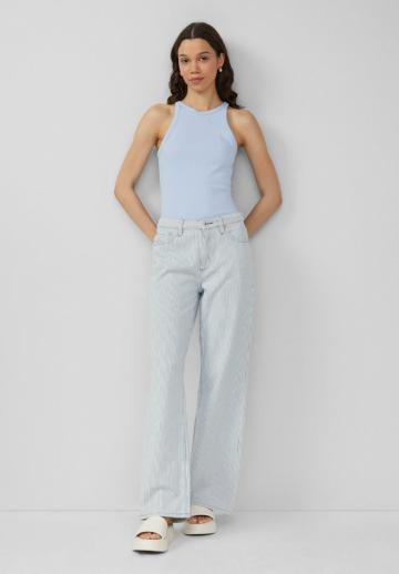 Клешеные джинсы