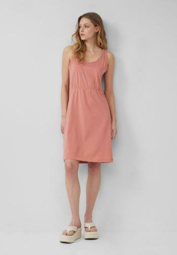 Короткое платье