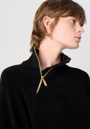 Вязаное платье