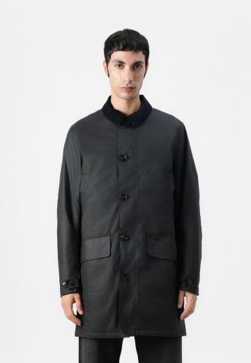 Короткое пальто