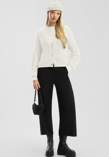 Вязаная кофта