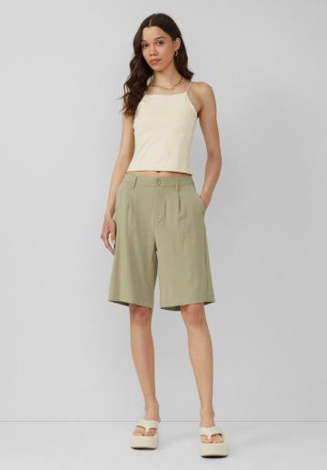 Топ на бретельках