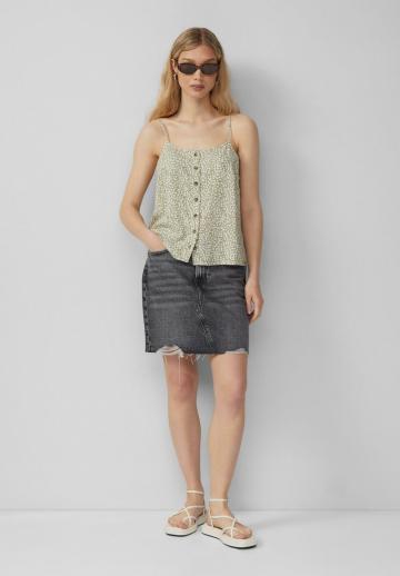 Топ на бретельках