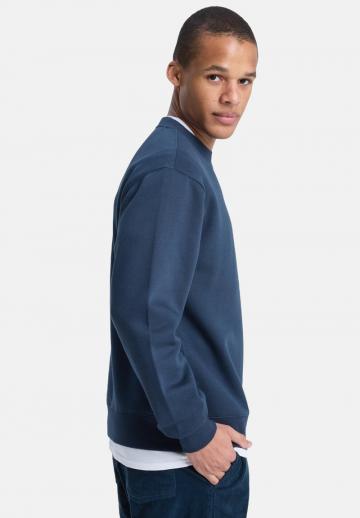 Спортивная кофта