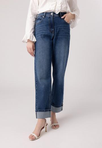 Прямые джинсы