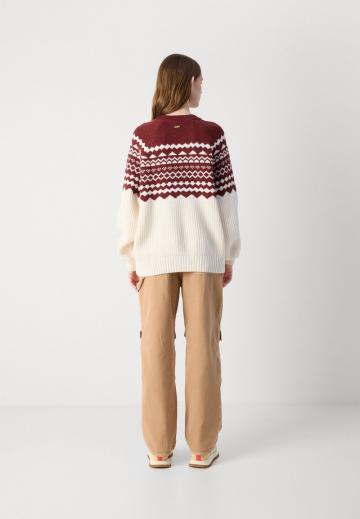 Длинный пуловер