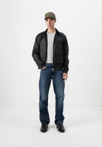 Куртка бомбер