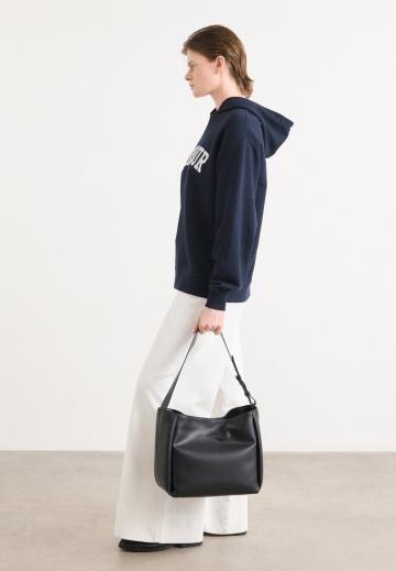 Пуловер с капюшоном