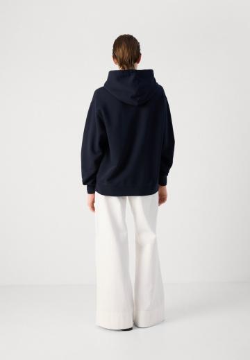 Пуловер с капюшоном