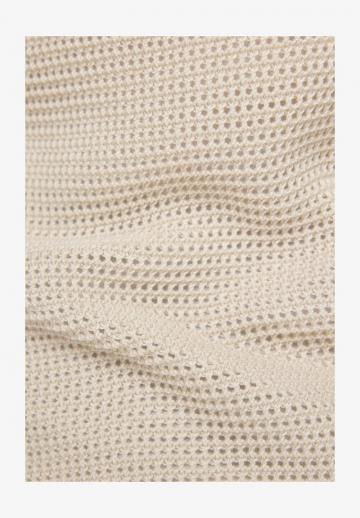 Вязаный жилет