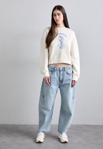 Джинсы бойфренда