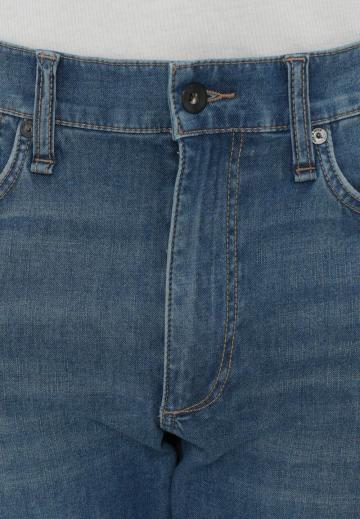 Прямые джинсы