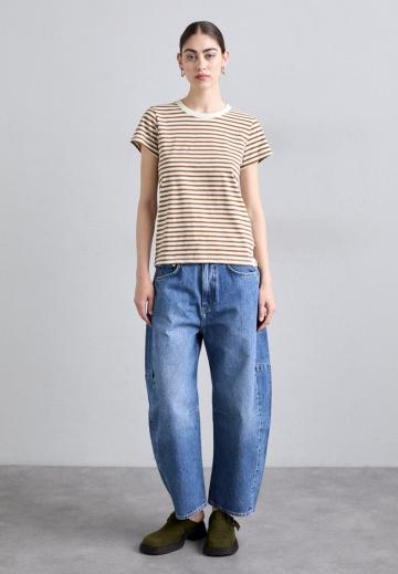 Джинсы бойфренда