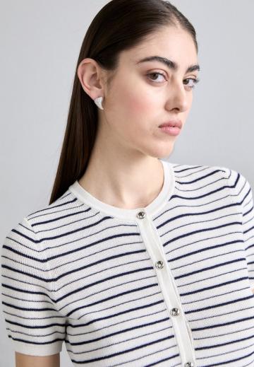 Вязаная кофта