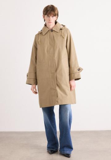 Куртка дождевик