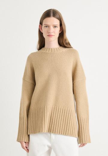 Длинный пуловер