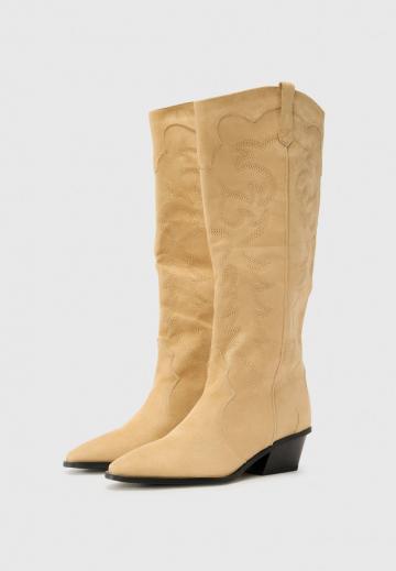 Ковбойские сапоги