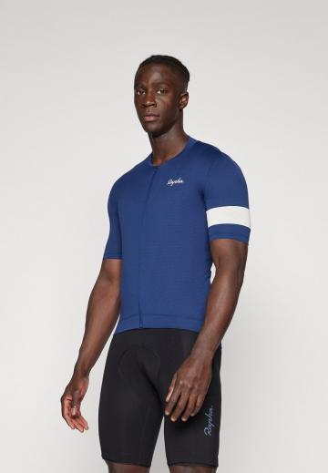 Спортивная форма