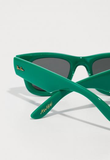 Солнечные очки