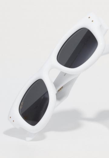 Солнечные очки