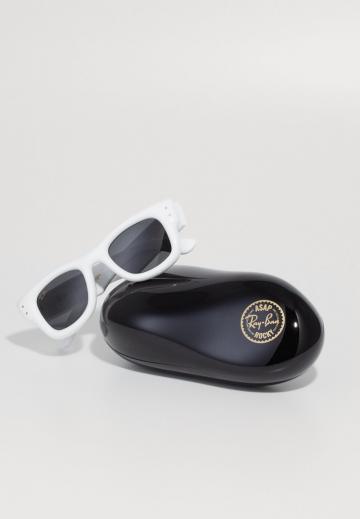 Солнечные очки