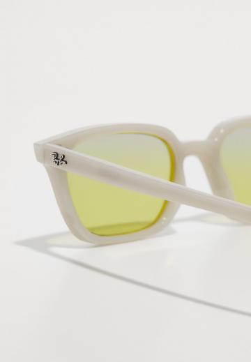 Солнечные очки