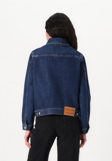 Джинсовая куртка
