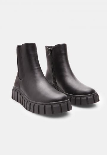 Полусапожки на платформе