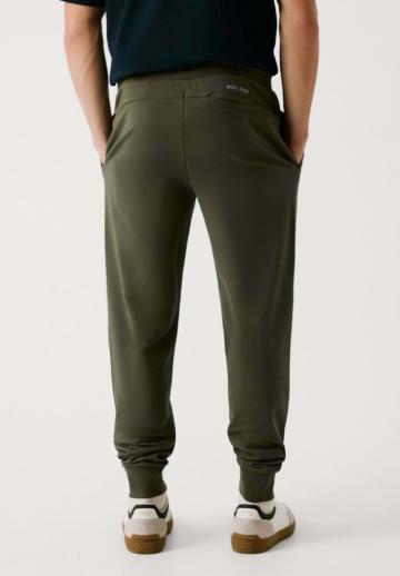 Спортивные штаны