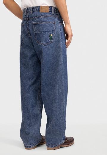 Свободные джинсы