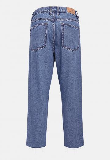 Свободные джинсы