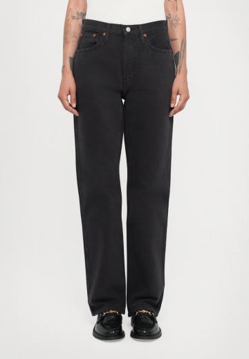 Джинсы бойфренда