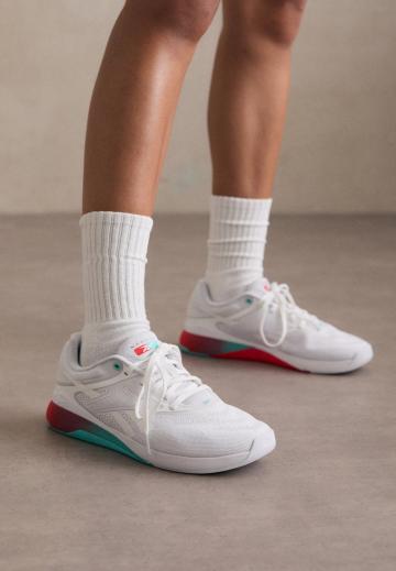 Тренировочные кроссовки