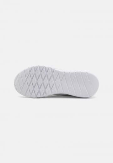 Тренировочные кроссовки