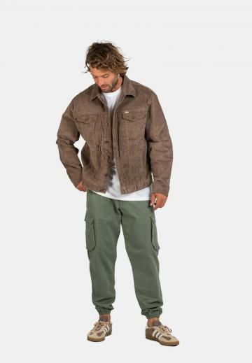 Брюки с накладными карманами