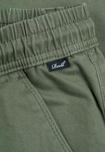 Брюки с накладными карманами