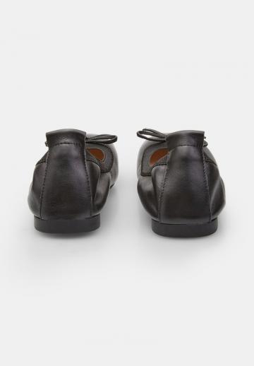 Спортивные балетки