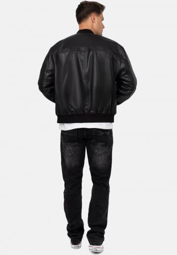 Куртка бомбер