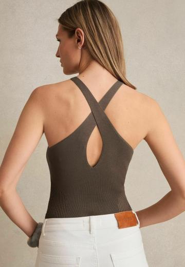 Топ на бретельках