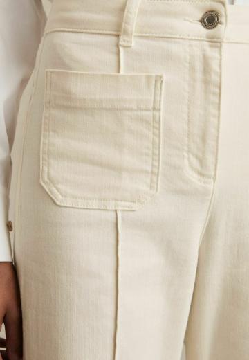 Клешеные джинсы