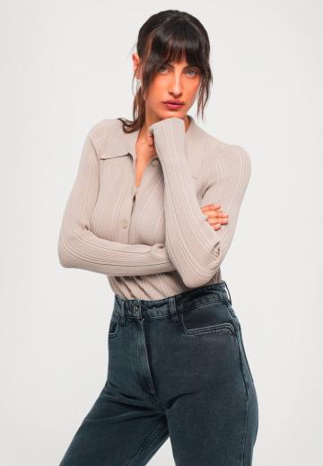 Клешеные брюки