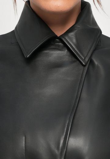 Пальто из искусственной кожи