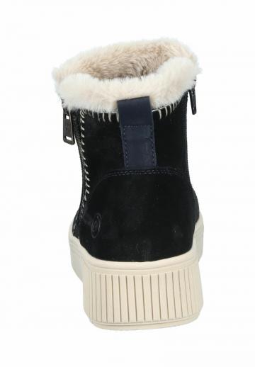 Сапожки на танкетке