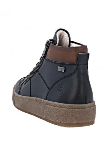 Ботинки на шнуровке